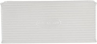 USA Pan Bakeware Pullman Loaf Pan With Cover, 9 x 4 inch, Nonstick & Quick Release Coating, Made in the USA from Aluminized Steel