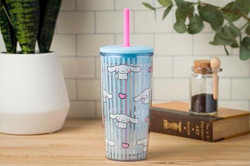 Silver Buffalo Sanrio Hello Kitty & Friends Cinnamoroll Hearts and Blue Stripes Plastic Cold Cup with Lid & Straw, 20 Ounces (Pack of 12)