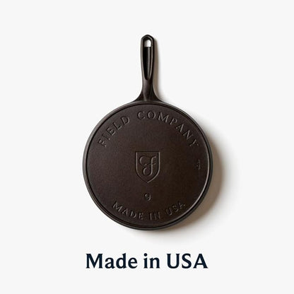 Field Company 10-Inch Round Cast Iron Griddle ??No.9, Flat Top, Lightweight & Smooth, Preseasoned with Organic Oil ??Made in USA, Non-Toxic, Vintage Design ??Cooks French Toast, Hash Browns & Sliders