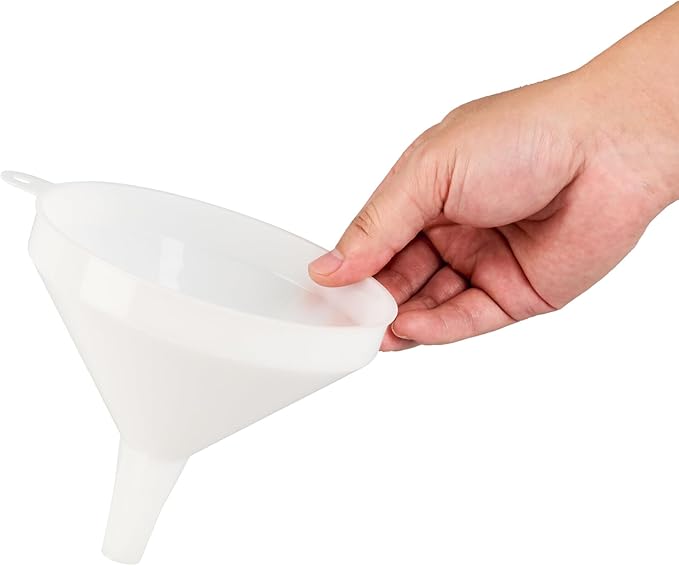 Restaurantware-Met Lux 16-ounce Plastic Funnel, 1 Plastic Funnel