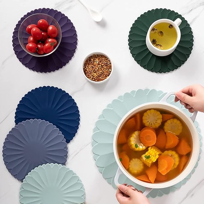 Heat-Resistant Silicone Trivet Mats, Non-Slip Hot Plate Holder for Kitchen Countertops & Dining Table, Reusable Pot Holder Pad with Secure Grip, Dishwasher Safe (Green, Diameter: 30cm/11.81")