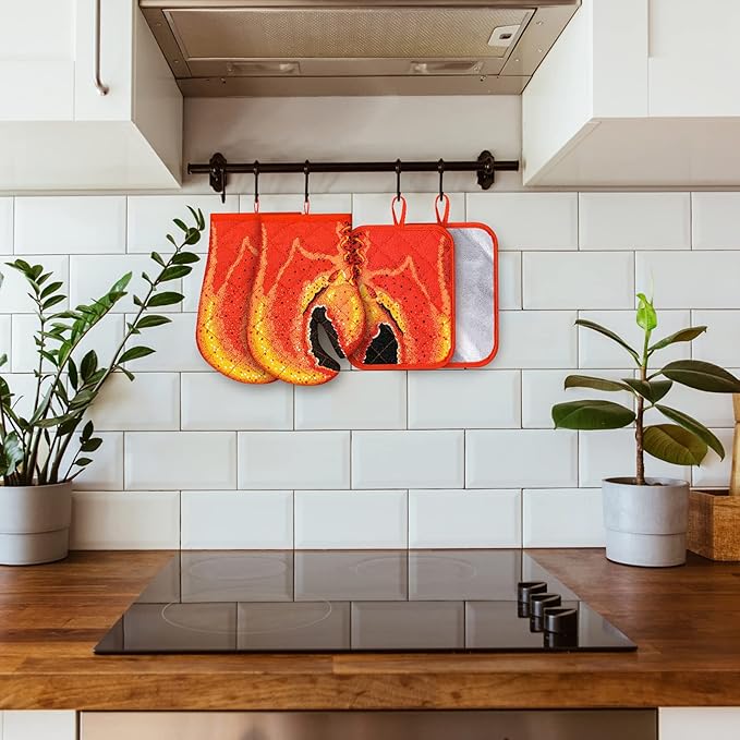 4 Pcs Lobster Claw Oven Mitts and Pot Holders Quilted Cotton Lining Design Heat