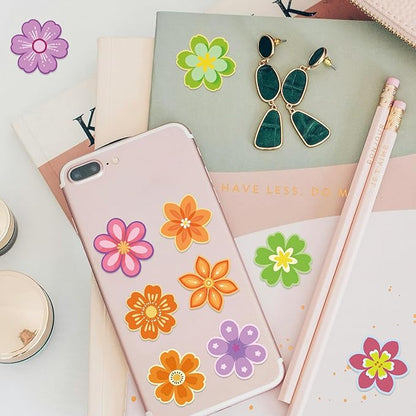 500pcs Flower Stickers for Teens Spring Summer Roll Sticker Waterproof and Sun-Proof Flower Roll Sticker for Scrapbooks Envelopes Cards Gift Boxes Party Supply Decoration