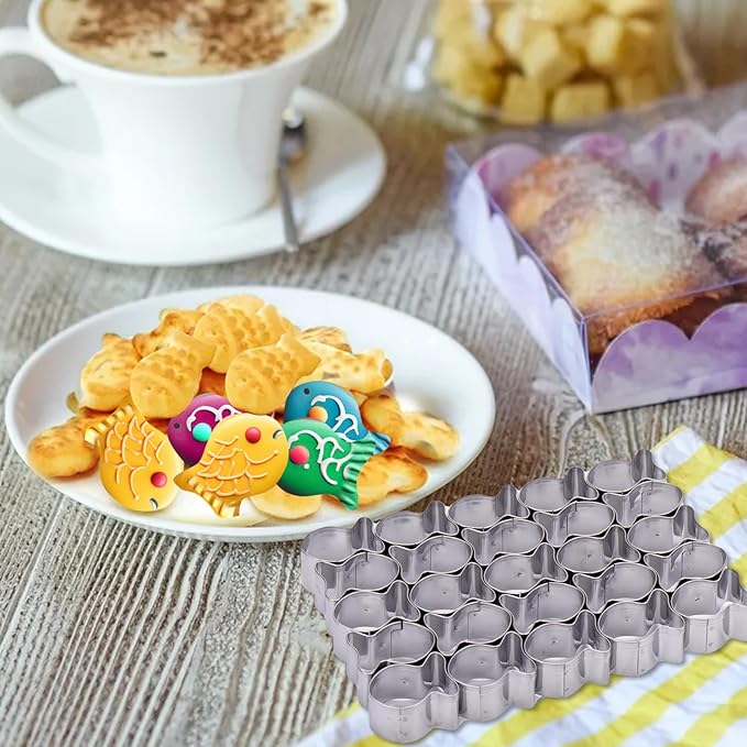 AIERSA 2Pcs Gold Fish Cracker Cutter, 25 Cavity Fish Cookie Cutter, Mini Gold
