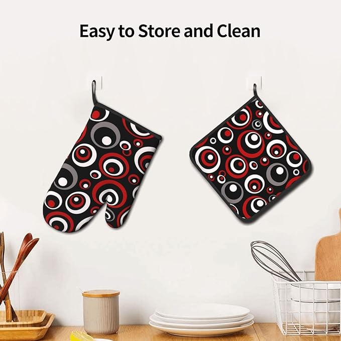 Retro Red Circles Oven Mitt and Pot Holder Set