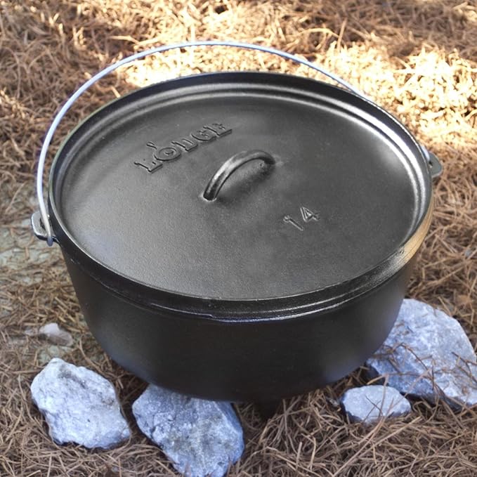 Lodge 10 Quart Pre-Seasoned Cast Iron Camp Dutch Oven
