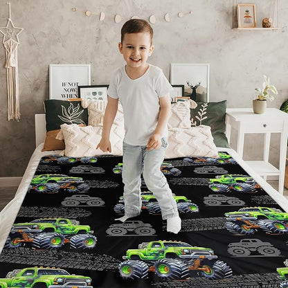 Boys Blanket Gift Truck Throw Blankets for Kids Adults, 50x60 Inches Lightweight Throw for Sofa Couch Bed Car