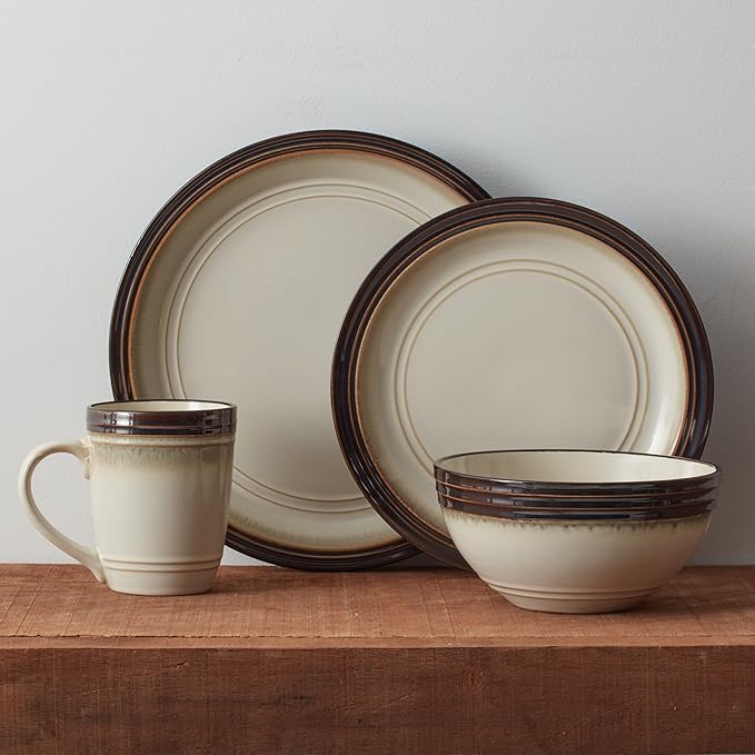 Gourmet Basics by Mikasa Bailey 16 Piece Dinnerware Set, Service for 4, Cream