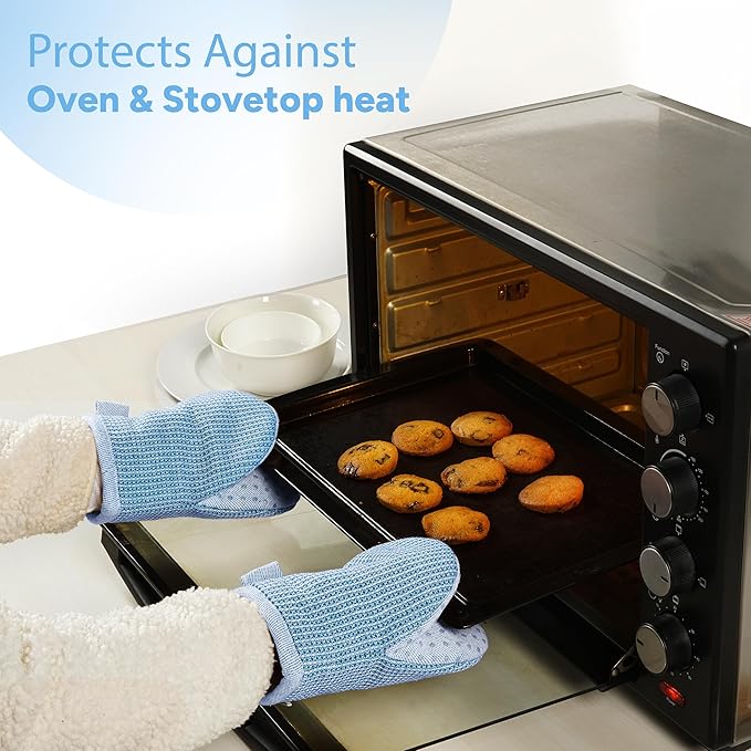 Casa Platino BBQ Gloves & Potholders Set, Holder